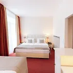 Bremer Haus Szálloda 3*