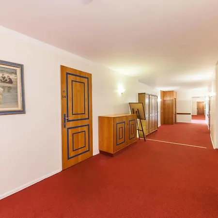 Bremer Haus Hotel 3*